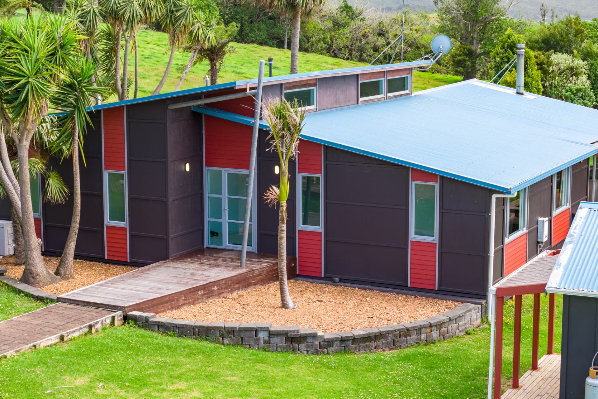 Entry deck and exterior of 390 Tara Road